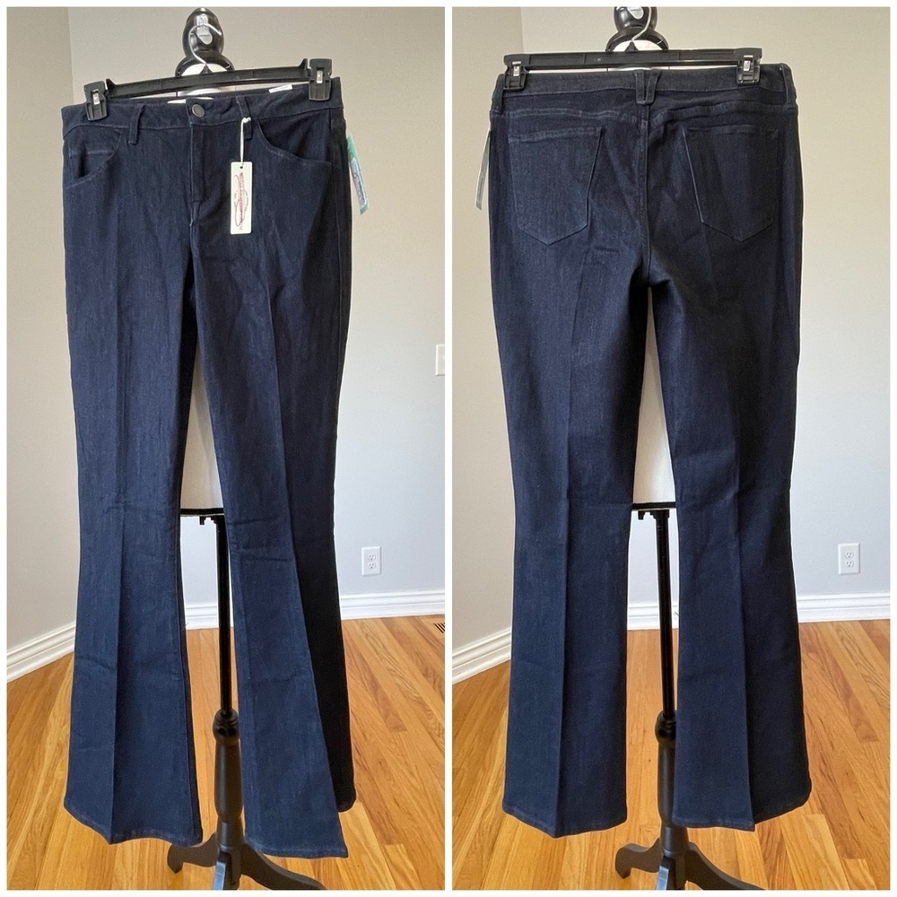 Divine Rights of Denim Los Angeles new with tags size 32 casual jean flare wide